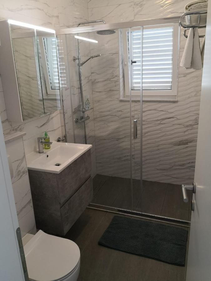 Two Bedroom Apartment With A Sea View & A Balcony Dubrovnik Exteriör bild