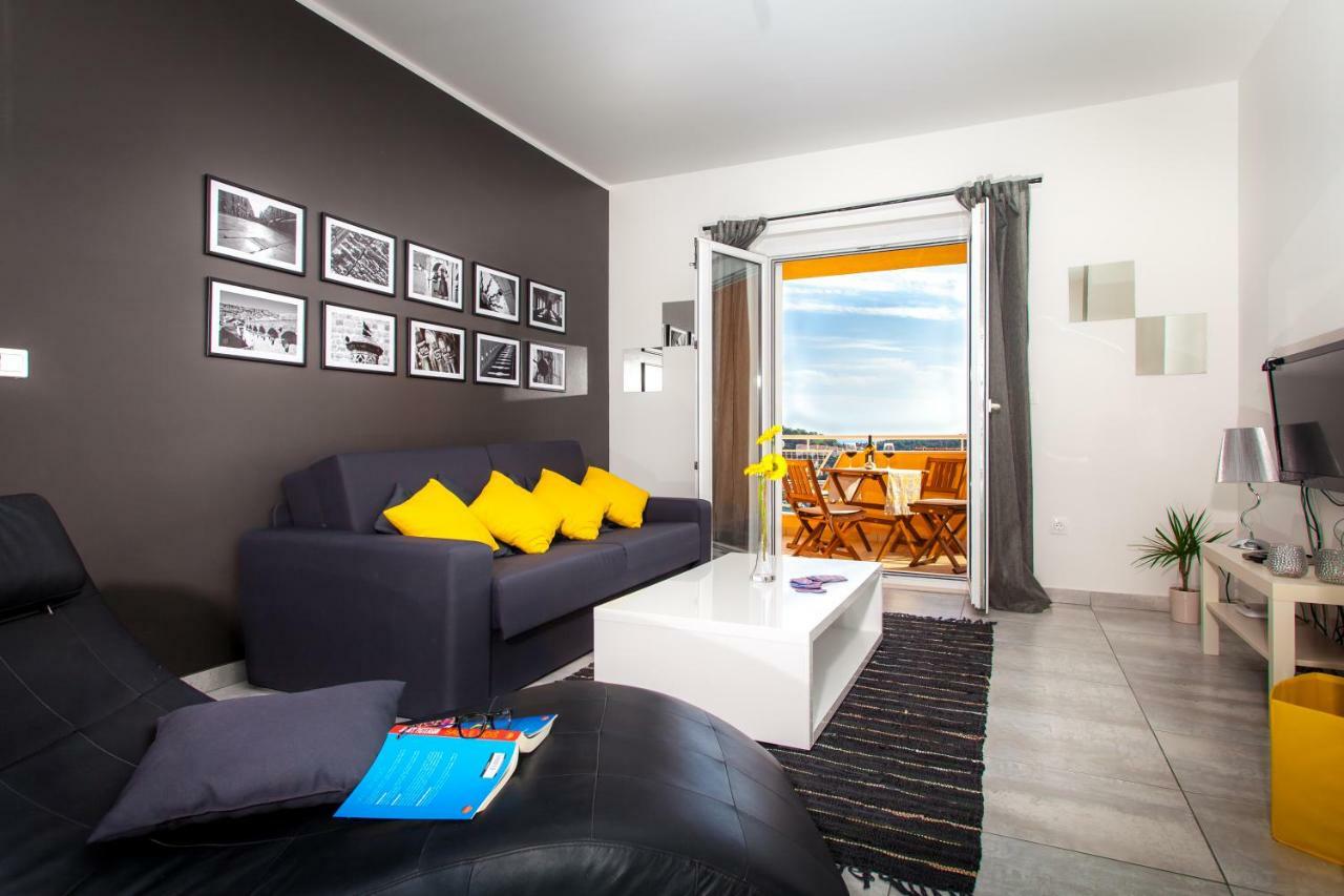 Two Bedroom Apartment With A Sea View & A Balcony Dubrovnik Exteriör bild