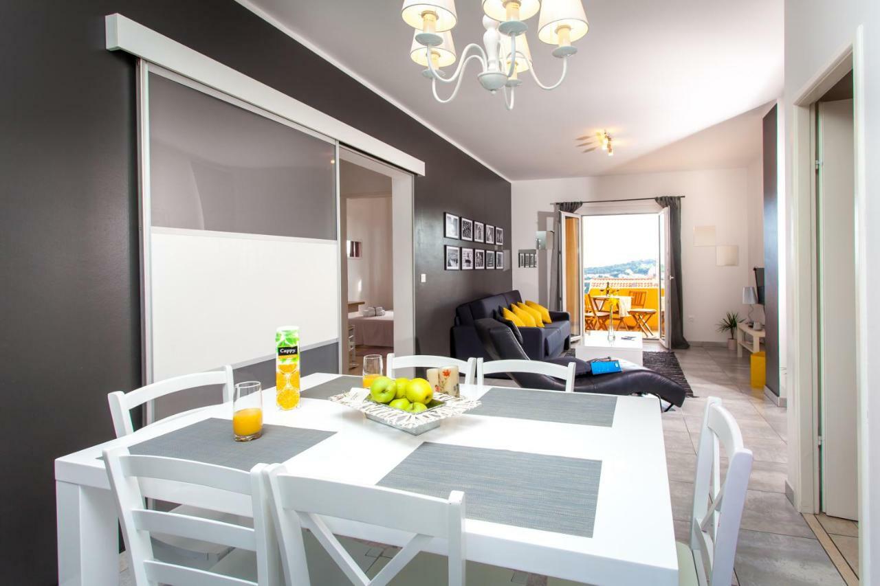 Two Bedroom Apartment With A Sea View & A Balcony Dubrovnik Exteriör bild