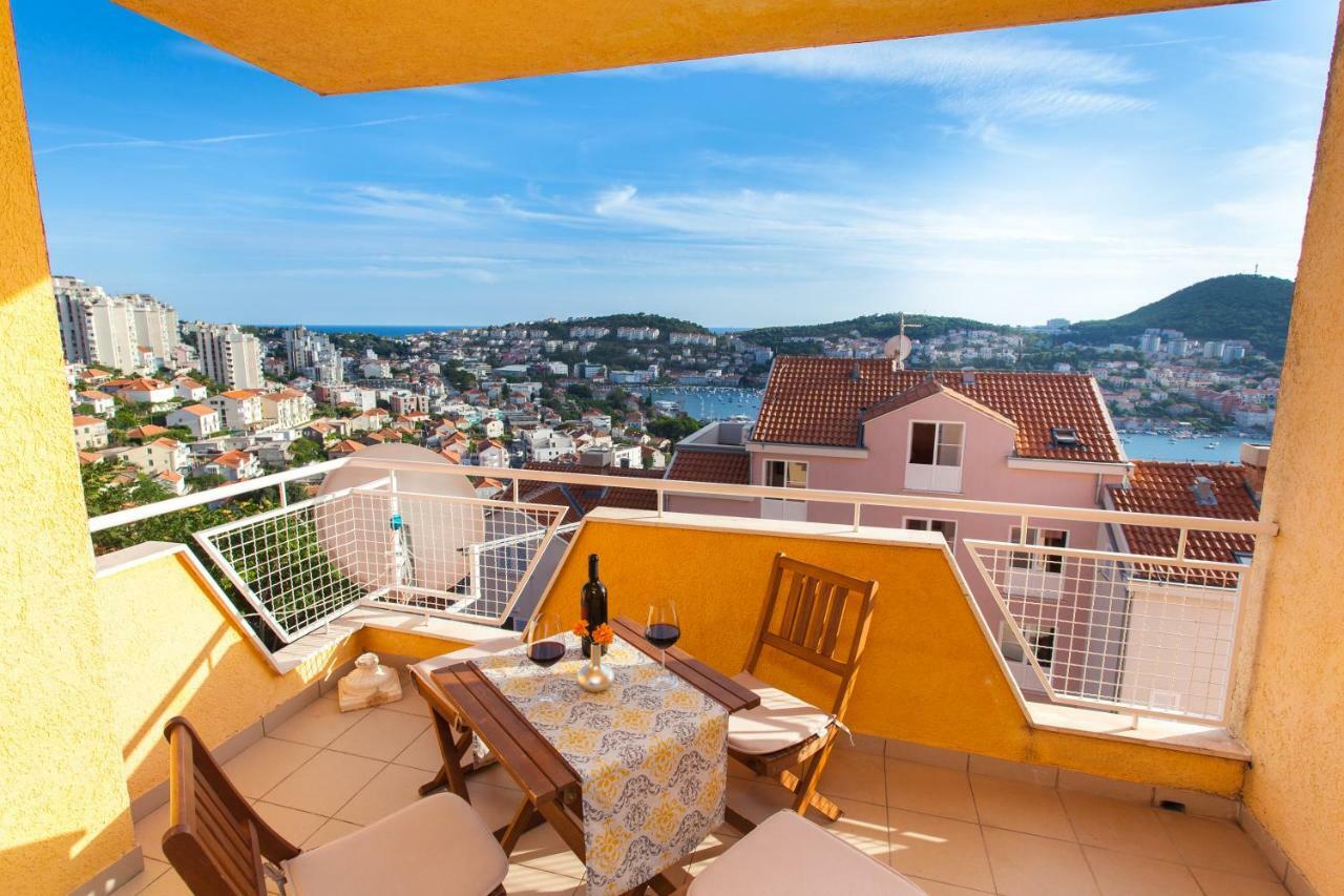 Two Bedroom Apartment With A Sea View & A Balcony Dubrovnik Exteriör bild