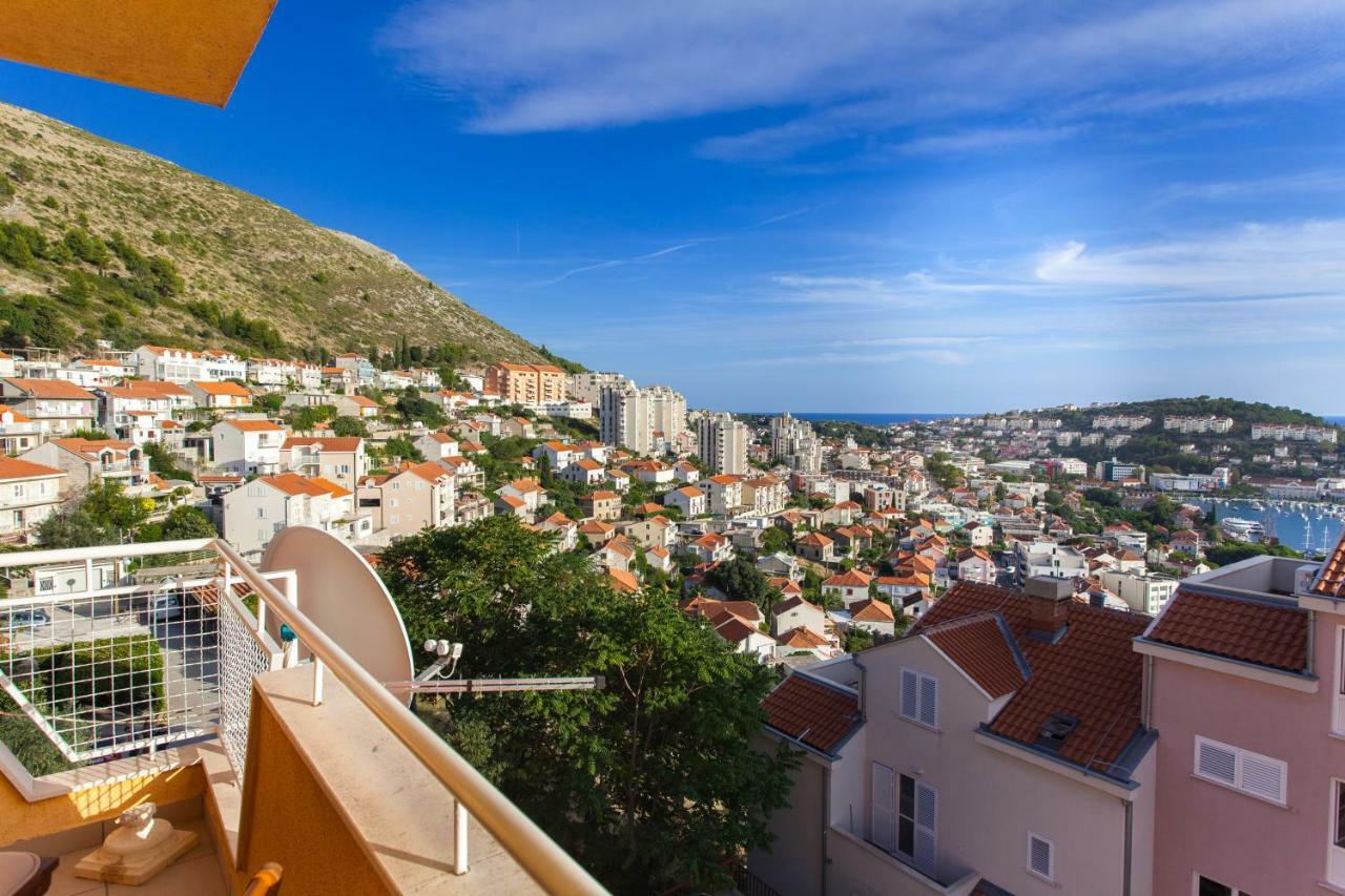 Two Bedroom Apartment With A Sea View & A Balcony Dubrovnik Exteriör bild